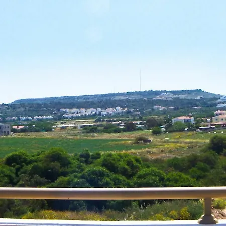 Vila Pernera 012 *